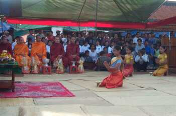 Traditional dance begins the ceremony